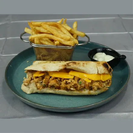 Sandwich Émincé Poulet Champignon — Food Basilic Casablanca